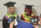 Inspirasi Wisuda Unesa: Ibu dan Anak Lulus Bareng, IPK Nyaris Sempurna