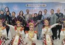 Smamda Surabaya Sambut Peserta Rotary Youth Exchange dari Amerika Serikat